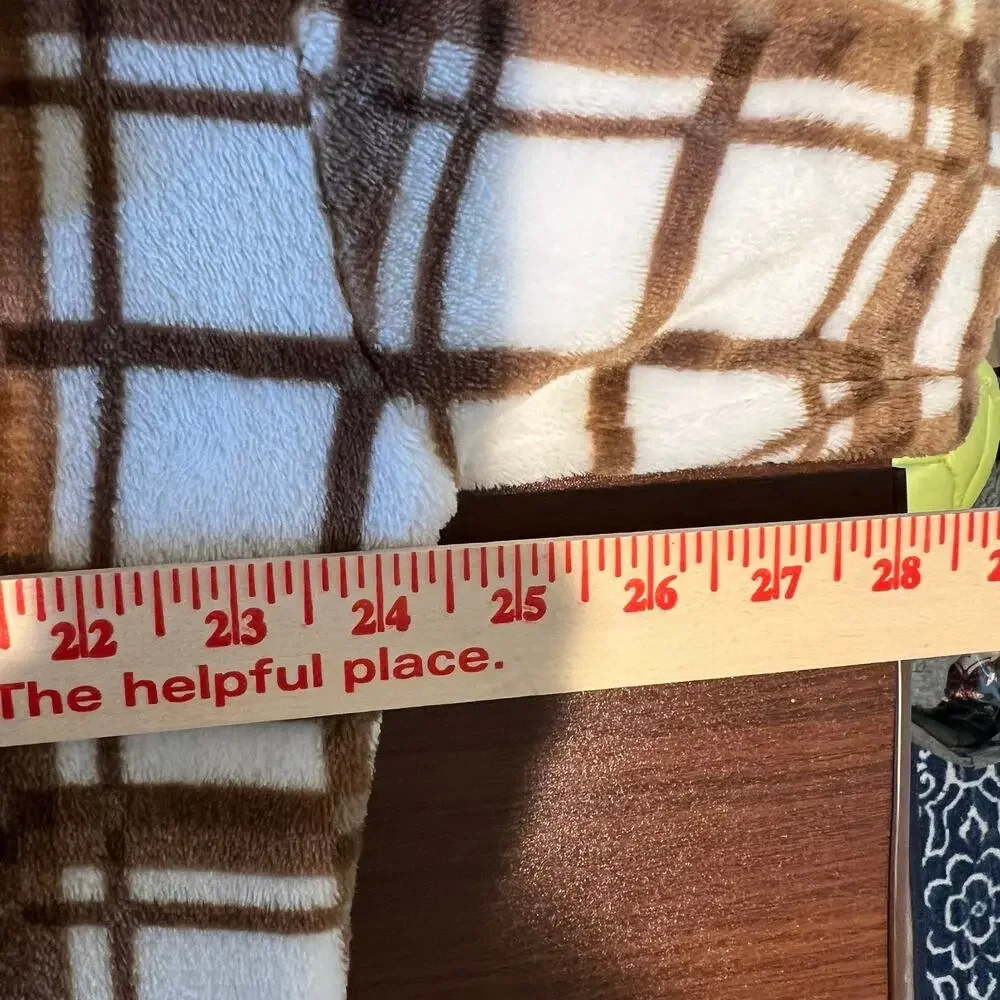 Single Scoop Oversized Plaid Fleece Shacket Women’s Size Large Super Soft